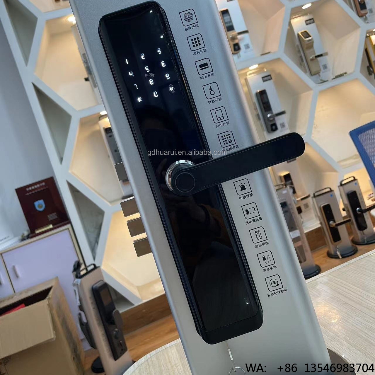 WiFi TTlockアプリ対応 生体認証指紋ドアハンドル  - Digital Door Lock Fingerprint Handle のレビューと価格